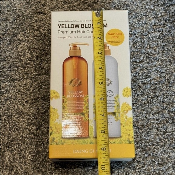 Daeng Gi Meo Ri - Yellow Blossom Premium Hair Care Set 1 Shampoo + 1 Conditioner - Picture 6 of 9